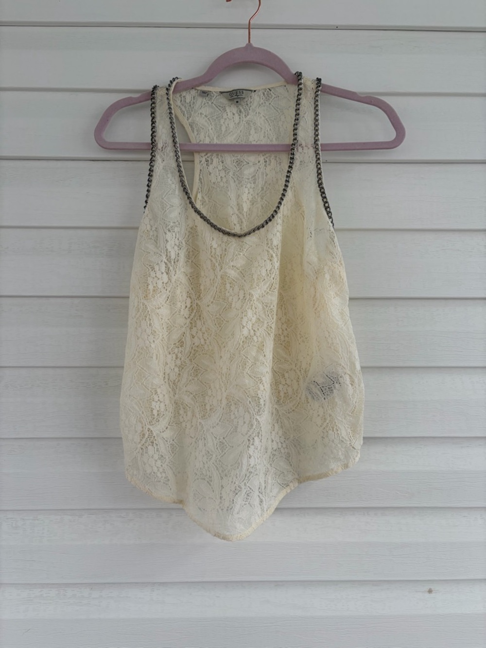 GUESS Cream Lace Tank Top Chain Accent Embellished Y2K Sleeveless Camisole